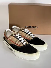 【訳あり品】 BURBERRY スニーカー BUS-8016301--44 33131のサムネイル