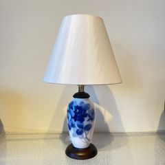 ➀テーブルランプ ランプシェード アンティーク 青花磁器 中国陶磁器 