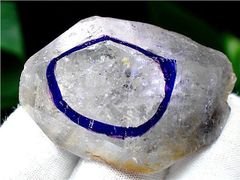 稀少品★天然（水入り）水晶原石B85P3/234P43C