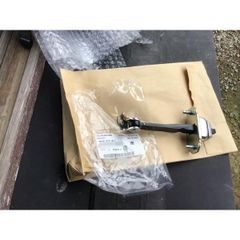 ★ スバル 純正 新品 GDA GDB GGA GE6 GH8 SG5 SG9 インプレッサ フォレスター フロント ドア ヒンジ ドアキャッチャー