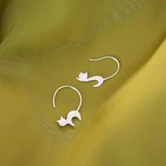 【ピアス】送料無料 ねこピアス 猫アクセサリー S925 シルバー 925  金属アレルギー対応  非アレルギー  オシャレ 猫柄 可愛い 女子  キャット ネコ かっこいい  猫雑貨 八千代 猫グッズ 千葉 cats earrings