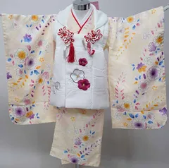 七五三 三歳 女児 被布着物フルセット 被布に刺繍入り 伊達襟付き クリーム色 被布は白色 祝着 3歳 ３才 三才 お仕立て無料 NO42115