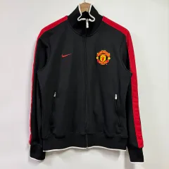 NIKEナイキ　マンチェスターユナイテッド　黒 赤 トラックジャージ XL NIKEナイキ マンチェスターユナイテッド 黒 赤 トラックジャージ