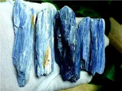 AAA級天然藍晶石（カイヤナイト）原石B83U3/41U20C - メルカリ