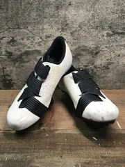 【極美品】フィジークfizi:k VENTO OMN 36 23cm 白かわいい 極美品】フィジークfizi:k VENTO OMN 36 23cm 白かわいい 極美品