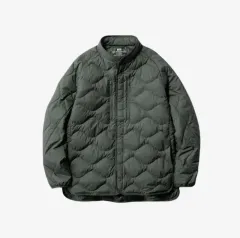 UNIQLO(ユニクロ) ホワイト・マウンテニアリング 軽量ダウン xl