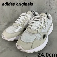 adidas originals WMNS FALCON 24.0cm　★ ■■
