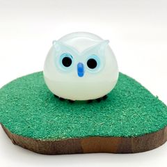 白ふくろう　オブジェ　くちばし青