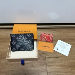 イ・ミンホ着用　ルイヴィトン長袖シャツ　チャップマンブラザーズ　モノグラム　総柄 2025年最新】ルイヴィトン チャップマンの人気アイテム - メルカリ