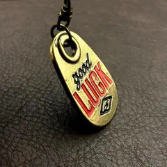 真鍮 キーホルダー キーリング ヴィンテージ ビンテージ アンティーク レトロ 真鍮製 縁起物 金運 幸運 ペンダントトップ 置物 チャーム グッドラック 赤 199