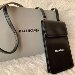 【極美品】BALENCIAGA バレンシアガ CASH フォンケース ショルダーバッグ ポーチ 640536 ブラック