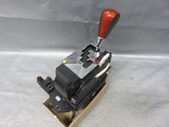 R34 スカイライン シフトソレノイドバルブ 31940-4AX05 純正 新品