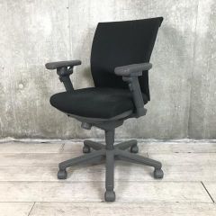 [中古]コクヨ（KOKUYO）製 トレンザチェア！[ECB]