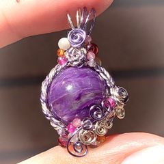 高品質　大玉15mm 濃い色のチャロアイト ワイヤーアート・ペンダント
