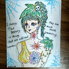 キャンバス   個性的女性イラスト「奇妙で不完全なものほど魅力的で面白い」