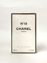CHANEL No.19 PARFUM 14ml ヴィンテージ香水 - メルカリ