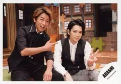 【中古】生写真(ジャニーズ) 嵐/大野智・松本潤/横型・松本ピース・大野指差し/公式生写真