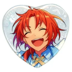 衣更真緒　あんスタ　2周年誓約ハート 缶バッジ 6セット あんスタ 衣更真緒 誓約ハート缶バッジ 中国限定 海外 4点