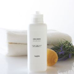 お肌にやさしい衣類の柔軟剤 ラベンダーレモンの香り 本体500ml