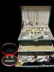 【中古】遺品整理 生前整理 アクセサリーまとめ売り ネックレス  イヤリング ブレスレット  ネクタイピン    ブローチ  パール  天然石     NA25I(T)20