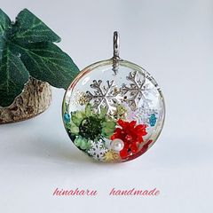 ぷっくりサークル＊雪花ネックレス(レッド＊グリーン)