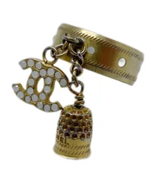 CHANEL　シャネル　リング　ベルチャーム付き　メッキ　ゴールド金具　03A　CCロゴ　ロゴ　小物　アクセサリー　ジュエリー　レディース