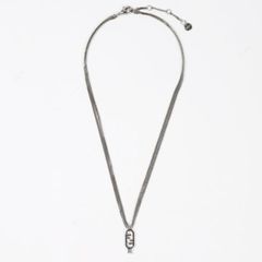 FENDI ロゴネックレス 7AJ835 - メルカリ