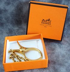 ✨ 【HERMÈS エルメス グローブホルダー】上品で実用的なアクセサリー✨
