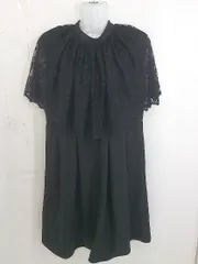 ◇ merlot plus メルロープリュス レース ケープ 膝下丈 ワンピース ブラック レディース  【中古】 【1203180006568】のサムネイル