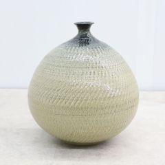 ◆ 陶磁器｜都波 作 壺 花器 飾壺 飾り壺 ｜白石焼  佐藤都波｜波打  花生 花入 骨董 古美術 コレクター収蔵品■O9107