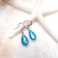 [新品・人気]ホタルガラスピアス♫しずく型⭐︎ブルー琉球ガラス♪ステンレス⭐︎