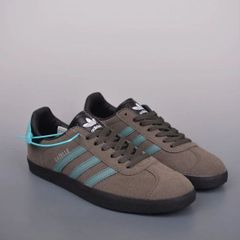 新品未使用 adidas Originals Gazelle INdoor