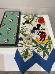 2025年最新】gucci スカーフ ディズニーの人気アイテム - メルカリ
