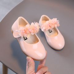 Item thumbnail for item 77738610-133a-4b85-8142-f995253dfd05