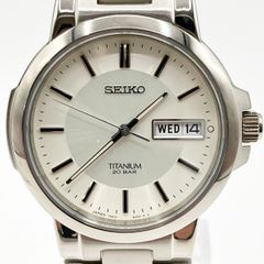 未使用 SEIKO スピリット チタン SCDC055 デイデイト 20気圧防水 腕時計 メンズ クオーツ セイコー