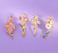 花ブローチ（ギフトボックス付き） かわいい和風ユリ・チューリップ・デイジー・桜モチーフ 服/バッグ用アクセサリー