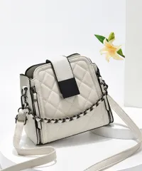 ショルダーバッグ レディース 斜め掛け鞄