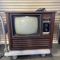 TOSHIBA ブラウン管テレビ ウッド調/アンティーク美品 Yahoo!オークション -「東芝 ブラウン管 テレビ」(家電、AV