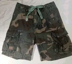 〝アバクロンビー&フィッチ〟未使用タグ付き カモフラージュ柄ハーフパンツ Abercrombie&Fitch（アバークロンビーアンドフィッチ）の