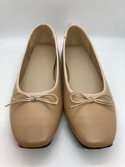 新品未使用　合成皮革　ベージュ　パンプス　ローヒール