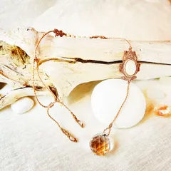 フォシルコーラルのマクラメサンキャッチャー〜海のそよかぜ〜