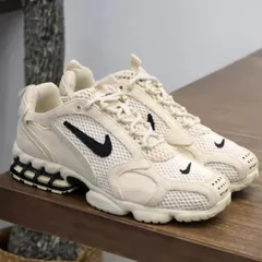 大人気 Stussy x NIKE Air Zoom Spiridon レディース メンズ スニーカー 箱付