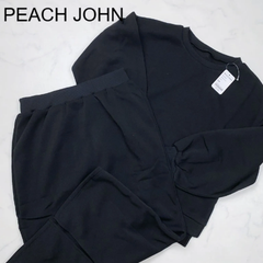 【新品タグ付き】PEACH JOHN　ピーチジョン　スウェットスカートセットアップ　S　M　外着　部屋着ㅤBLACK　ブラック　黒　プレゼント　ギフト　セットアップ　ふわふわ