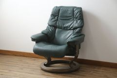 ★事前問合せ必須★ EKORNES エコーネス ストレスレス レノ クラシック M アームチェア 中古 本革 ロングセラー レザー リクライニングチェア 椅子 一人掛けソファ 1Pソファ リペア+発送まで3週間前後 R-079033