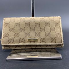 57 GUCCI グッチ GGキャンバス　二つ折り長財布