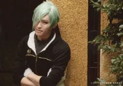 【中古】生写真(男性) 高野洸(膝丸)/横型・上半身・腕組み・植物・キャラクターショット/「ミュージカル『刀剣乱舞』 髭切膝丸 双騎出陣2019 ～SOGA～」ランダムブロマイド 戦闘・内番ver.