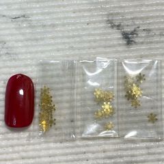ネイルパーツ 雪の結晶 メタルパーツ ３０個セット 約４ミリ