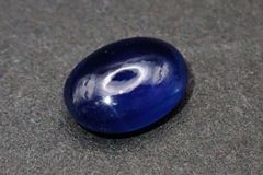 天然サファイア  1.15ct 約5×7mm