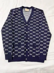 【美品】GUCCI グッチ ニットカーディガン ハート柄 GUCCI 限定モデル(ハート) カーディガン - メルカリ