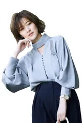 Size:M_Color:シャビーブルー(PBU) [ルイ ルエ ブティック] タック スリーブ ブラウス レディース ミセス OL ママ トップス スーツ シャツ インナー 長袖 Vネック フォーマル 大きいサイズ ビジネス オフィス 通勤 冠婚葬祭 セレモ